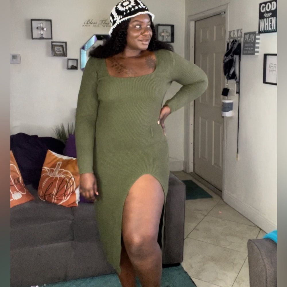 Green split sweater dress